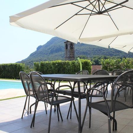Oleandro 2 Apartment In Villa Cerutti Мерґоццо Екстер'єр фото