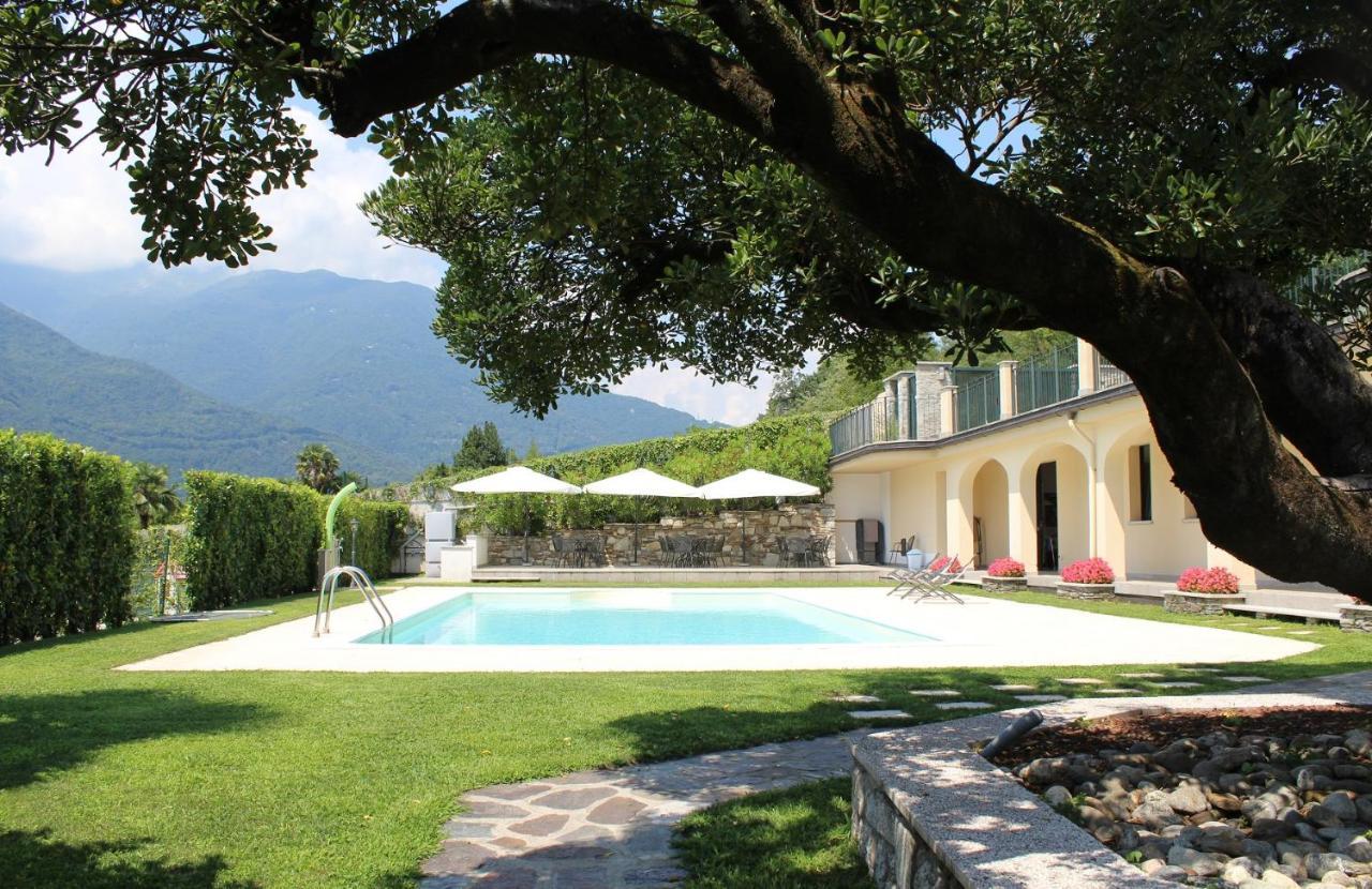 Oleandro 2 Apartment In Villa Cerutti Мерґоццо Екстер'єр фото
